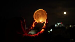 When Is Karwa Chauth 2024 This time there will be a holiday on Karva Chauth, know the exact date, time and method of worship here.